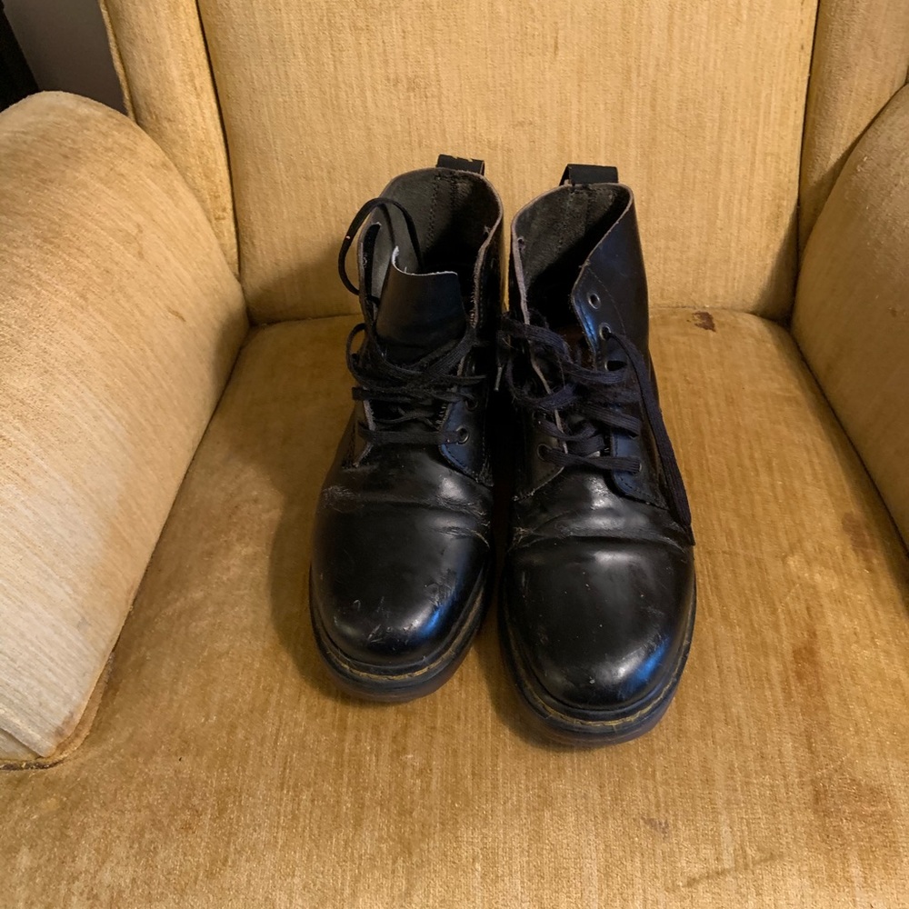 Short doc martens MADE IN ENGLAND!